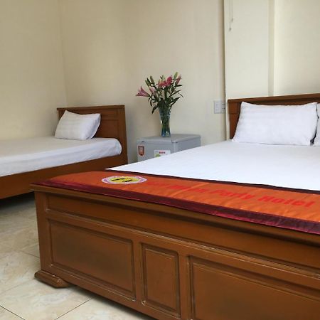 Full Moon Party Hotel Хайфон Экстерьер фото